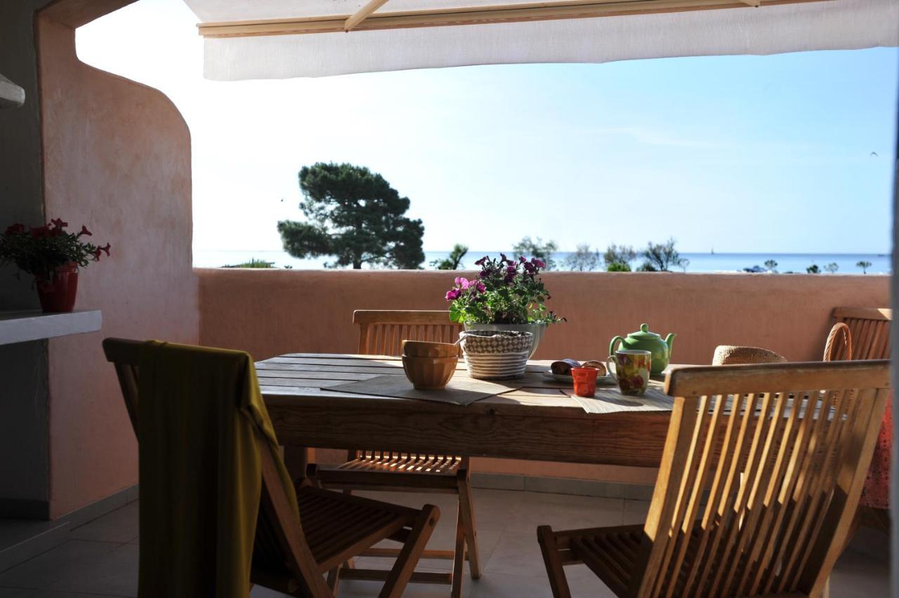 Cala Di Sole Lecci Apartment ปอร์โต-เวคคีโอ ห้อง รูปภาพ